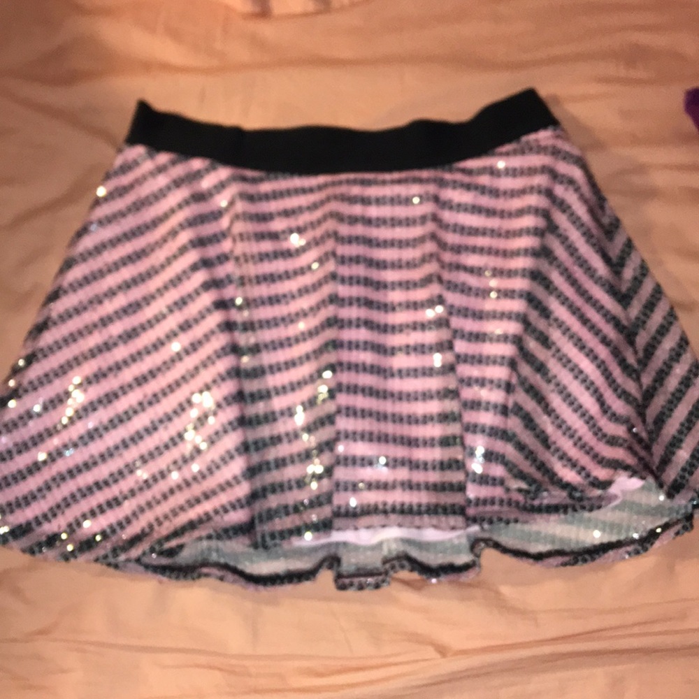 Justice skort 16